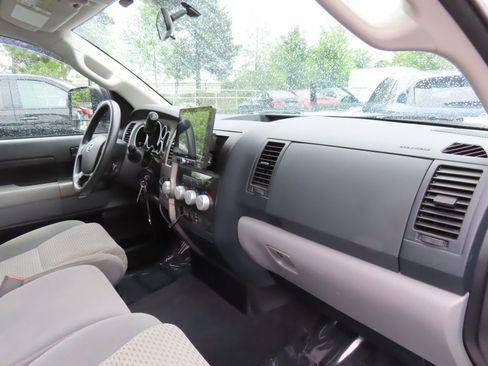 Used 2013 Toyota Tundra 4x4 Double Cab Long Bed w/ Convenience Pkg image 19