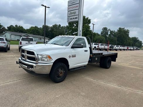 Used 2018 RAM 3500 Tradesman w/ Chrome Appearance Group AWD/4WD image 1