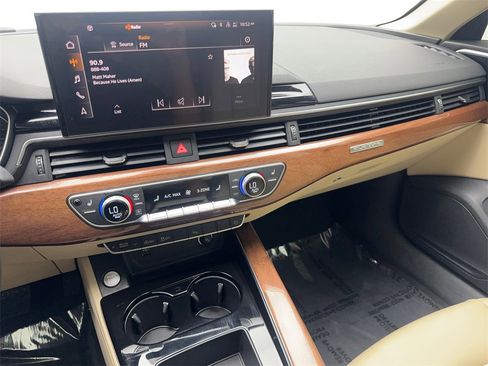 Used 2022 Audi A4 2.0T Premium w/ Convenience Package image 60