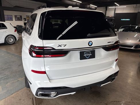 Used 2024 BMW X7 xDrive40i w/ M Sport Package AWD/4WD image 7