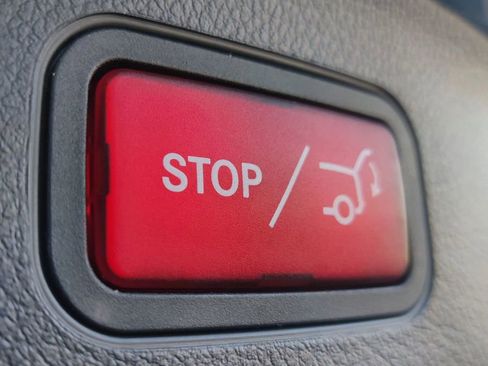 Used 2021 Mercedes-Benz GLA 35 AMG 4MATIC image 46