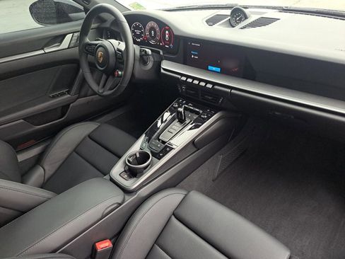 Certified 2025 Porsche 911 Carrera image 16