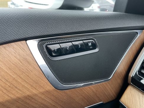 Used 2023 Volvo XC90 B5 Plus image 48