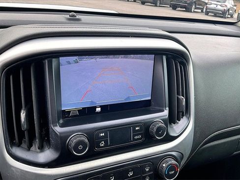 Used 2020 GMC Canyon SLE w/ Elevation Edition image 14