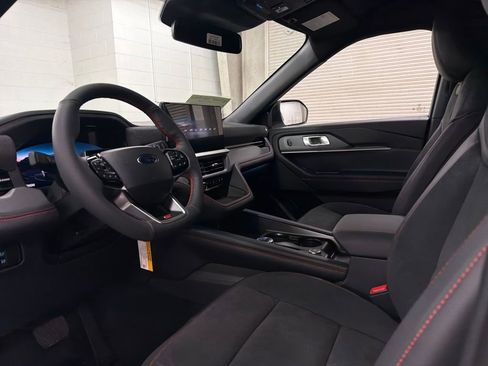 New 2026 Ford Explorer ST image 6