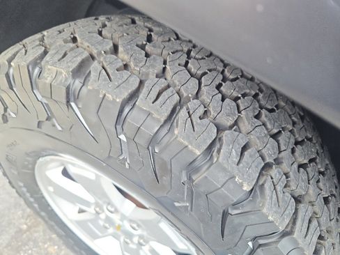 Used 2017 Chevrolet Colorado W/T w/ WT Convenience Package image 27