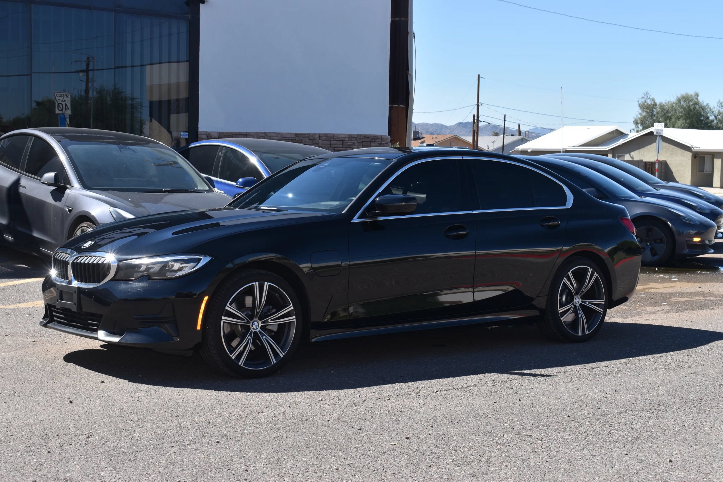 Used 2021 BMW 330e w/ Driving Assistance Package RWD image 2