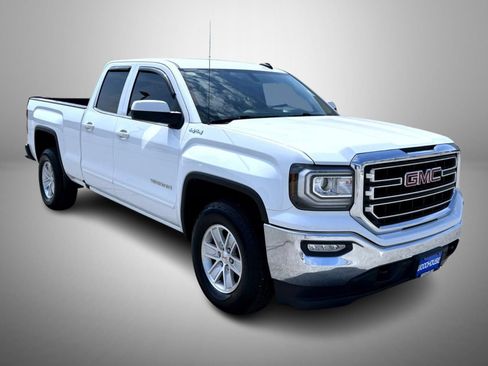Certified 2018 GMC Sierra 1500 SLE w/ SLE Value Package AWD/4WD image 3