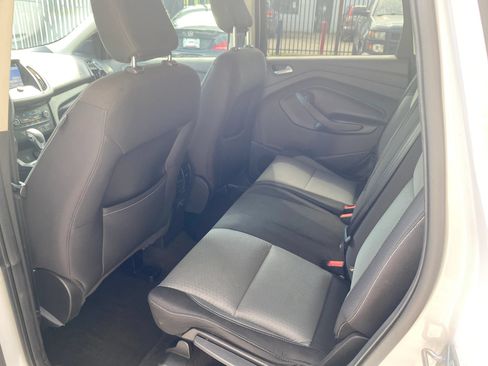 Used 2019 Ford Escape SE AWD/4WD image 9
