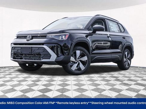 Used 2025 Volkswagen Taos S AWD/4WD image 2