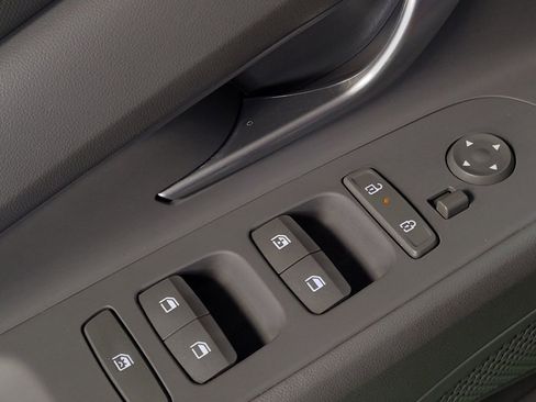 Used 2024 Hyundai Elantra SEL image 27