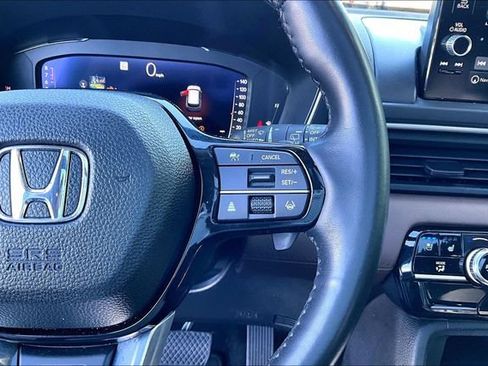 Used 2023 Honda Pilot Elite image 12