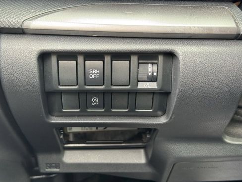 Used 2022 Subaru Forester Premium image 26