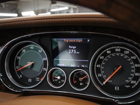 Used 2014 Bentley Continental GT image 17