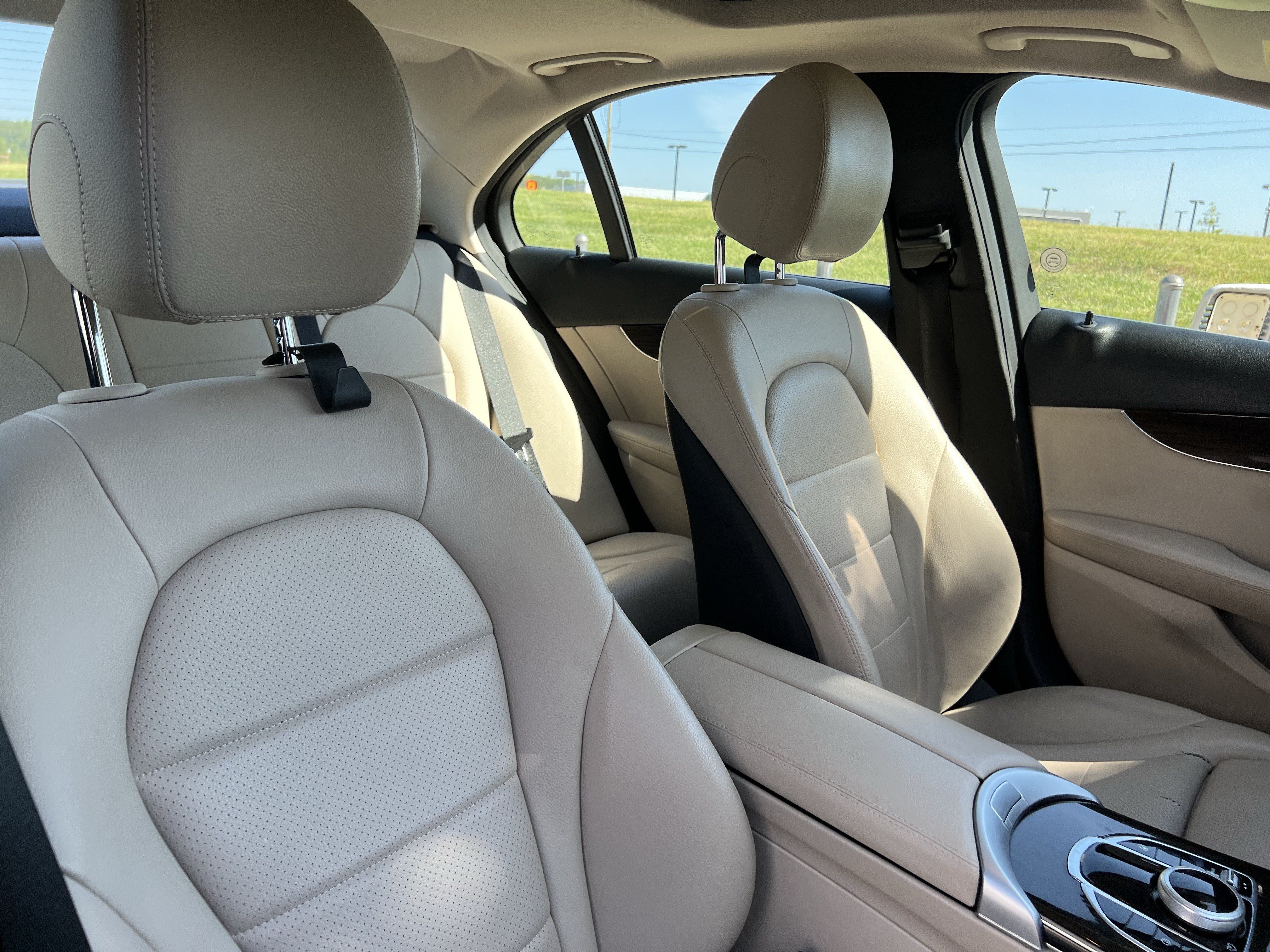 Certified 2019 Mercedes-Benz C 300 Sedan image 35