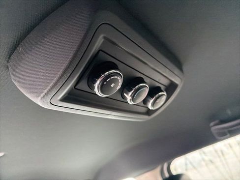 Used 2019 Dodge Grand Caravan SXT image 37