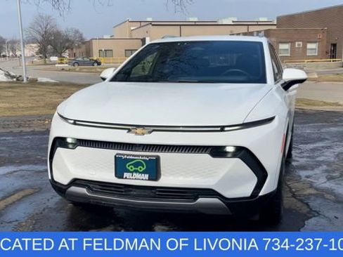 Certified 2024 Chevrolet Equinox EV LT image 3