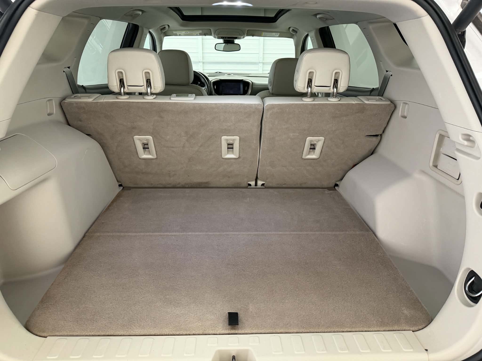 Used 2018 GMC Terrain Denali w/ Advanced Safety Package FWD image 6