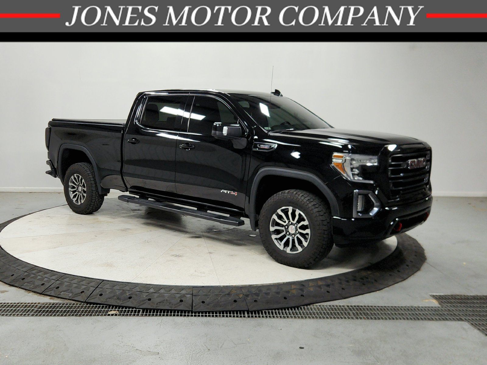 Used 2020 GMC Sierra 1500 AT4 AWD/4WD image 1