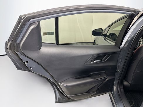 Used 2024 Toyota Prius Prime XSE image 25