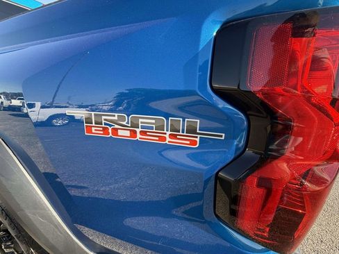 Certified 2024 Chevrolet Colorado Trail Boss w/ Advanced Trailering Package image 17