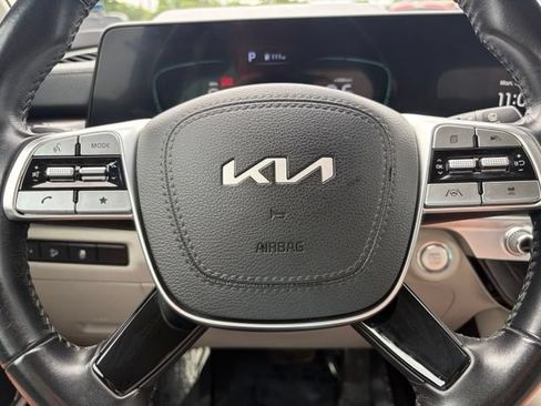 Used 2023 Kia Telluride S w/ S Sunroof Package FWD image 18