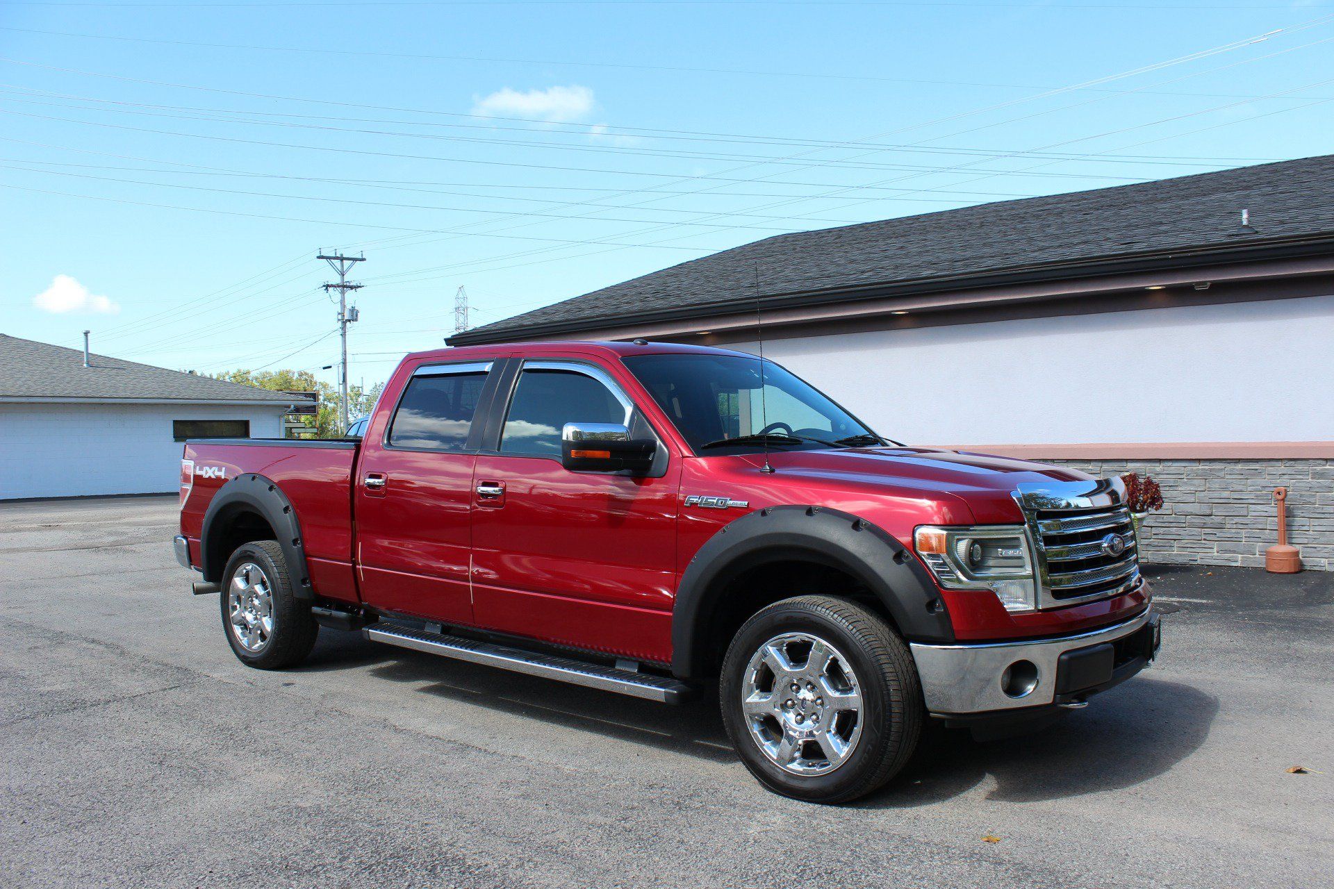 Used 2014 Ford F150 Lariat w/ Equipment Group 502A Luxury AWD/4WD image 2