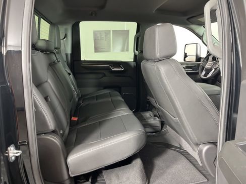 Certified 2024 GMC Sierra 2500 SLT w/ SLT Premium Package image 8