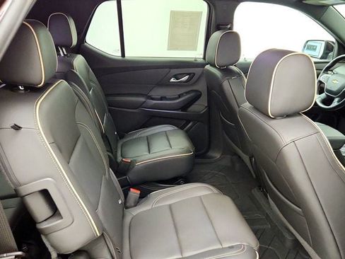 Used 2023 Chevrolet Traverse Premier w/ LPO, Floor Liner Package AWD/4WD image 26