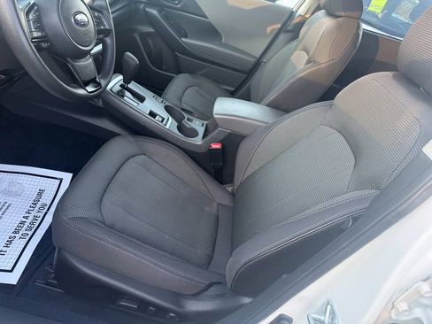 Used 2024 Subaru Crosstrek 2.0i Premium AWD/4WD image 10