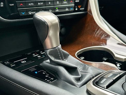Used 2019 Lexus RX 350 AWD w/ Premium Package image 17