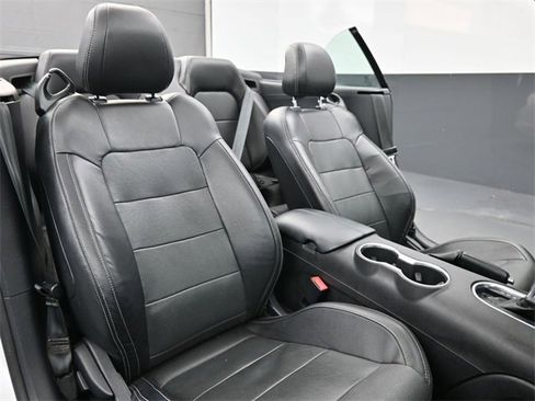 Used 2020 Ford Mustang GT Premium image 18