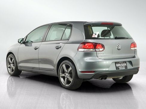 Used 2012 Volkswagen Golf 4-Door FWD image 3