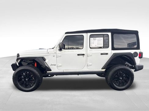Used 2018 Jeep Wrangler Unlimited Sport AWD/4WD image 2