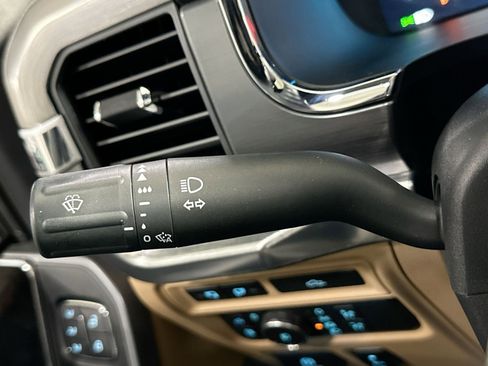 Used 2021 Ford F150 Lariat w/ Max Trailer Tow Package image 33