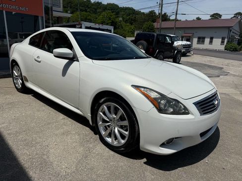 Used 2011 INFINITI G37 x Coupe w/ Premium Pkg AWD/4WD image 4
