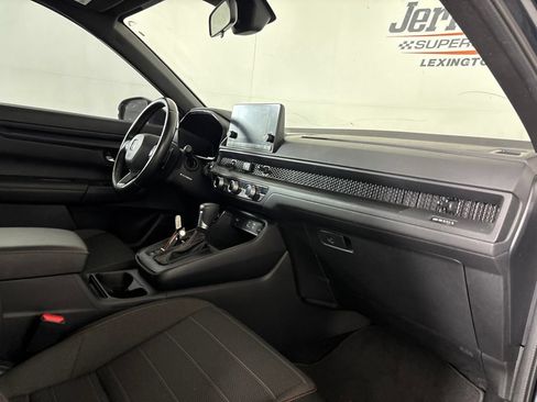 Used 2025 Honda CR-V Sport image 32