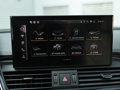Used 2025 Audi Q5 Prestige AWD/4WD image 36