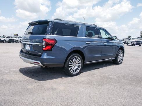 Certified 2022 Ford Expedition Max Limited AWD/4WD image 4
