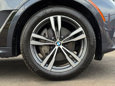 Used 2019 BMW X7 xDrive50i w/ M Sport Package AWD/4WD image 18