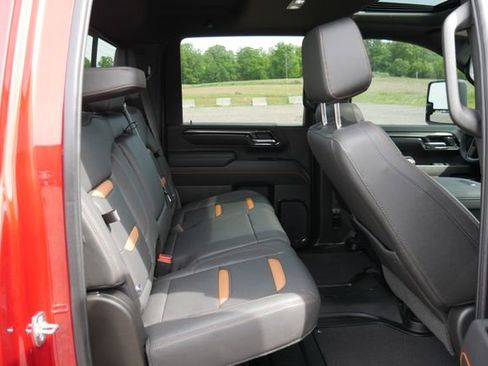 Used 2025 GMC Sierra 2500 AT4 w/ AT4 Premium Plus Package AWD/4WD image 27