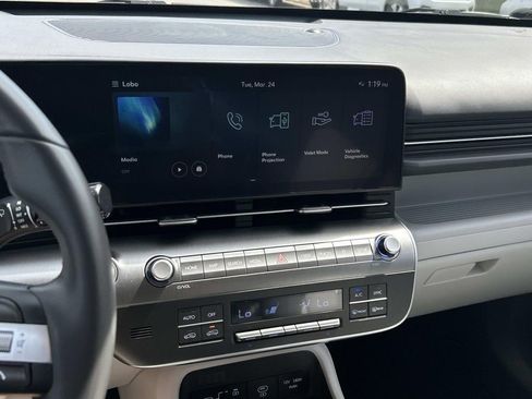 Used 2025 Hyundai Kona SEL image 25