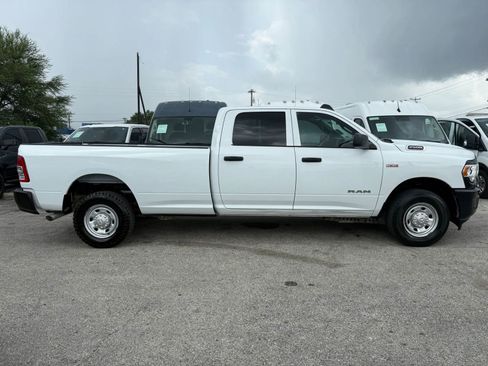 Used 2022 RAM 2500 Tradesman RWD image 3