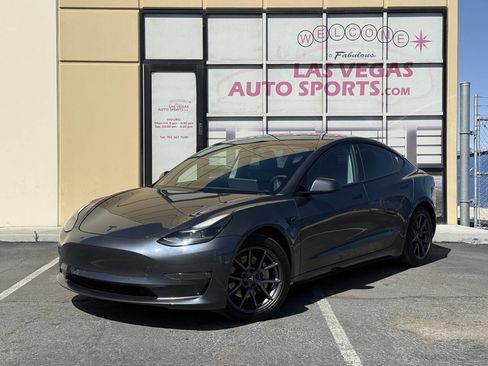 Used 2021 Tesla Model 3 Long Range AWD/4WD image 4