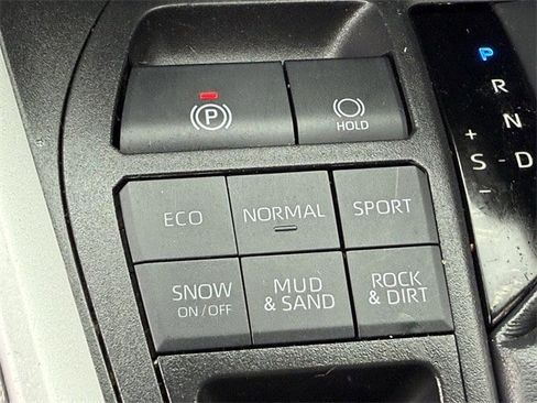 Used 2024 Toyota RAV4 XLE image 21