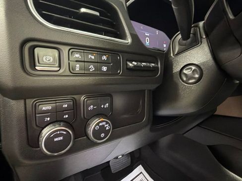 Used 2023 Chevrolet Tahoe High Country AWD/4WD image 19