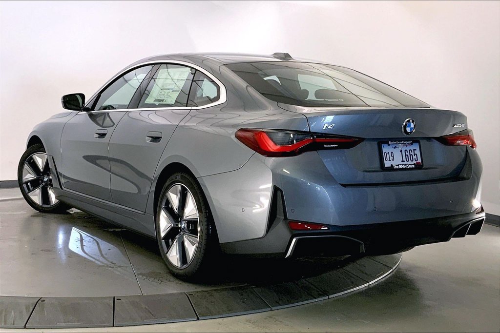 New 2026 BMW i4 xDrive40i w/ Premium Package AWD/4WD image 2