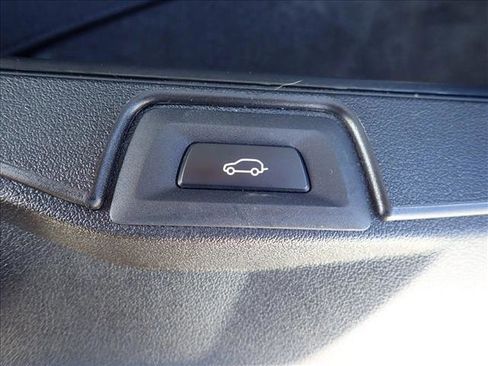 Used 2025 BMW X5 xDrive40i image 9