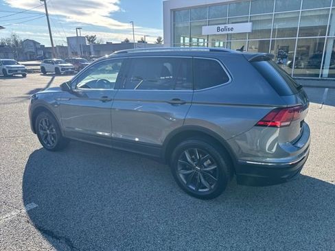 Certified 2022 Volkswagen Tiguan SE image 6