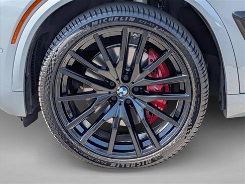 Certified 2024 BMW X5 xDrive40i w/ M Sport Package AWD/4WD image 26